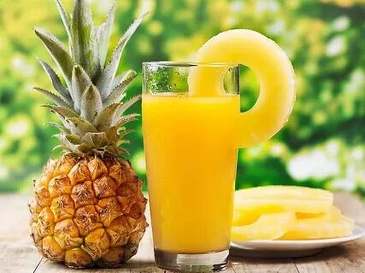 Huang Yoyo: Shop này dựa trên thiết kế basic, nhưng lại trẻ trung và phong cách.