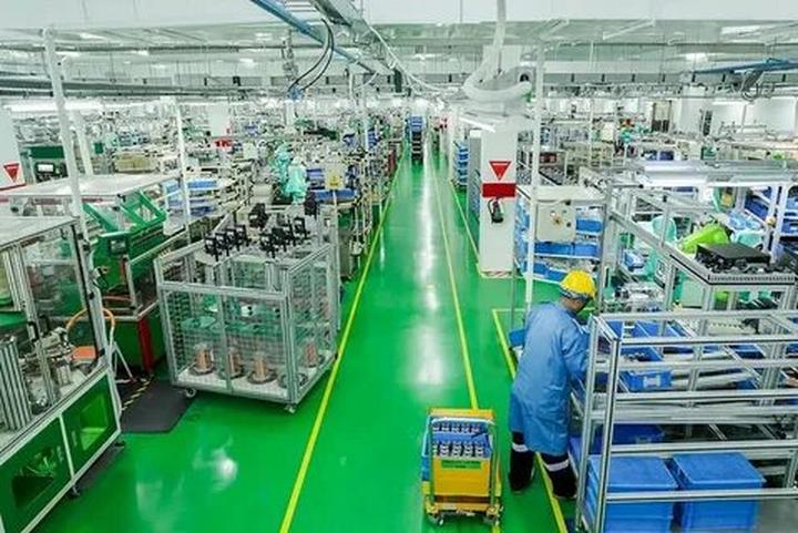 Hotspot Matrix cũng có thể cung cấp cho Miyeon và (G)I-DLE nhiều giải pháp về sản xuất